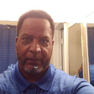 Meet your Posher, Carl